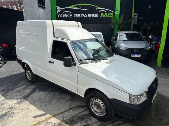 FIAT FIORINO 1.3 MPI FURGÃO 8V FLEX 2P MANUAL FIAT FIORINO 1.3 MPI FURGÃO 8V FLEX 2P MANUAL